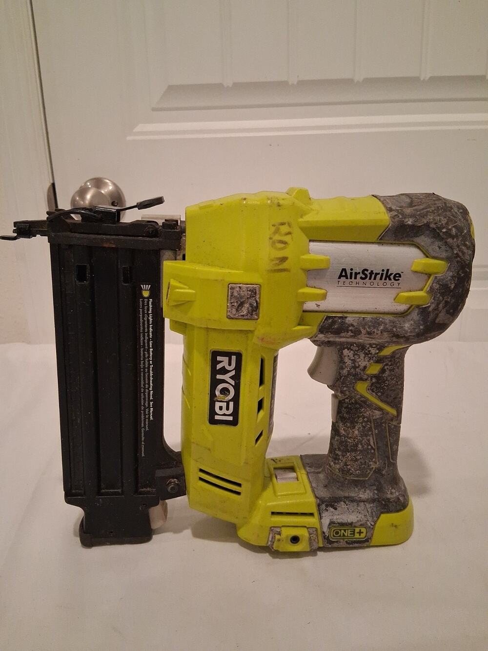 Ryobi 18V ONE+ AirStrike 18-Gauge Cordless Brad Nailer (Tool Only)